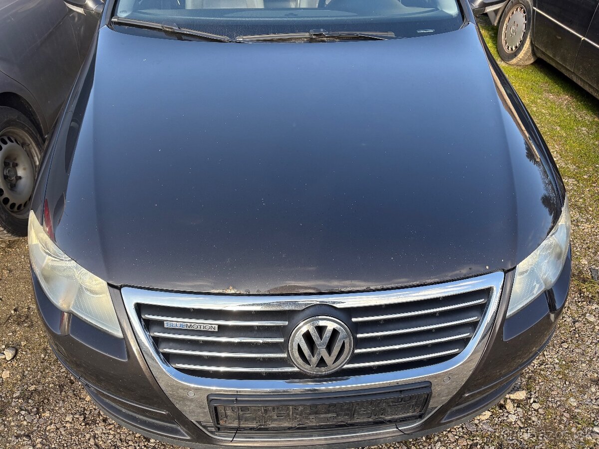 Predná kapota VW Passat b6 LC8Z