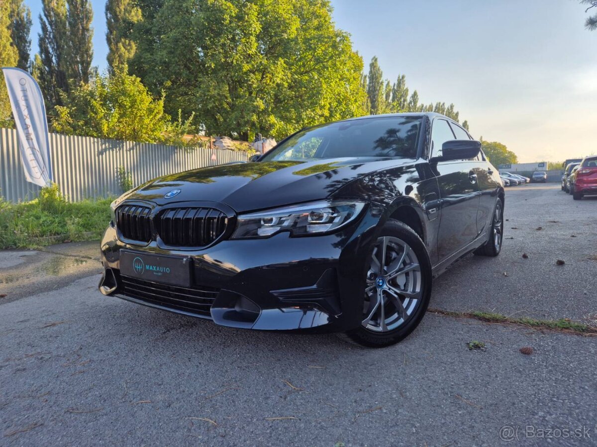 BMW Rad 3 330e PHEV A/T