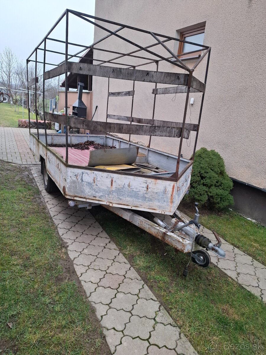 Predam privesny vozik za auto