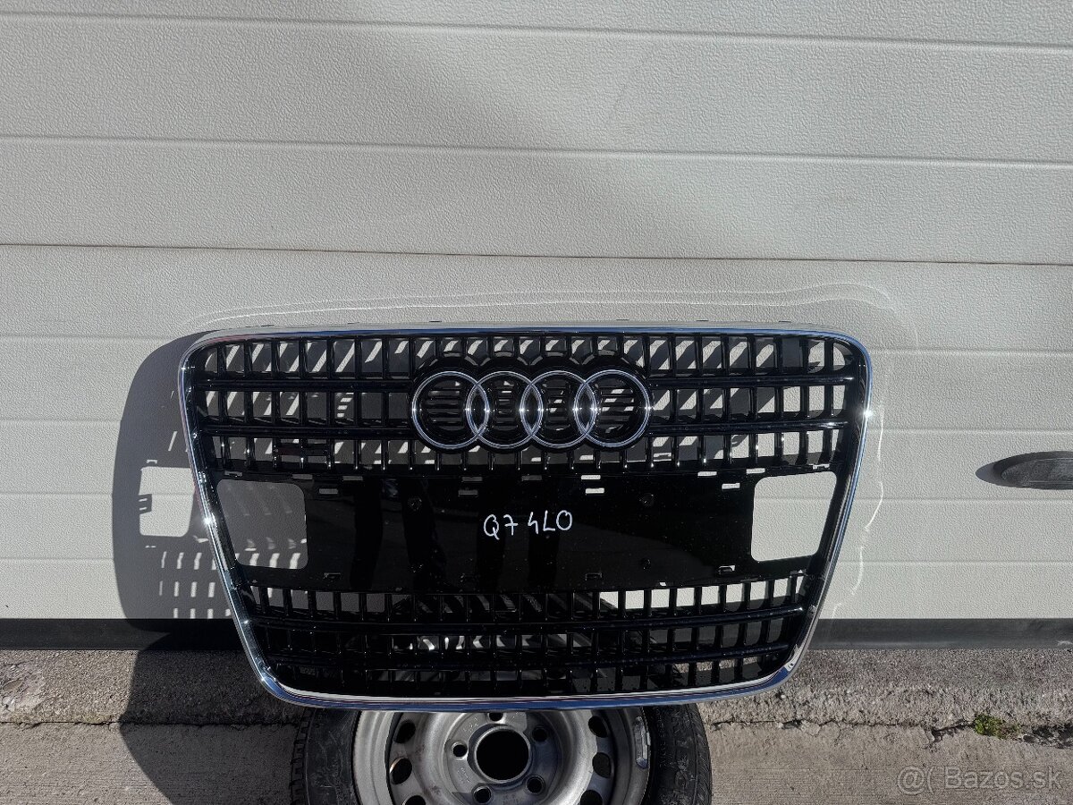 Audi Q7 4L0853651A maska