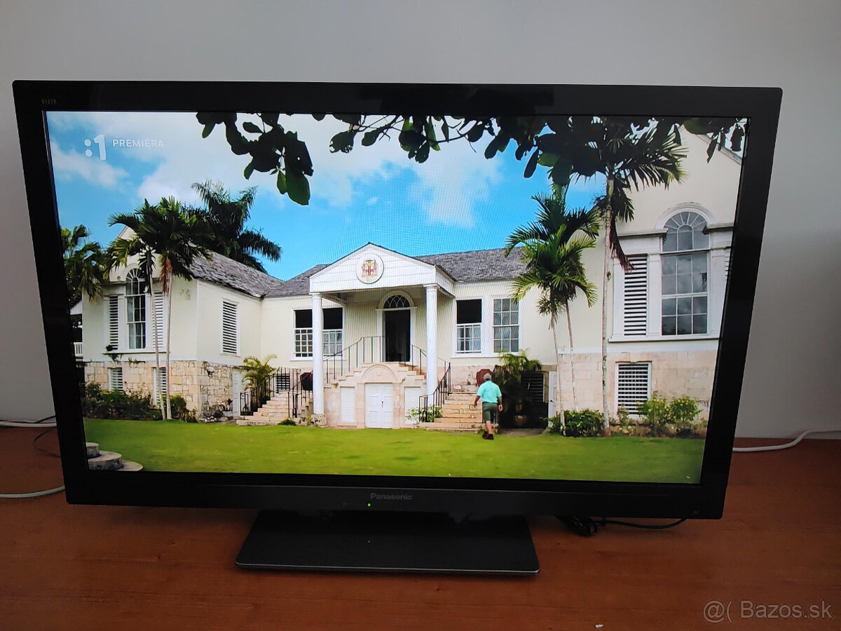 TV Panasonic TX-L37E30E   37"  94cm