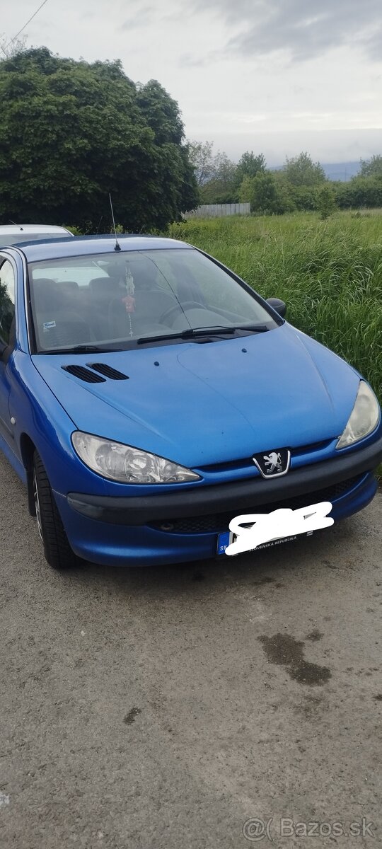 Peugeot 206