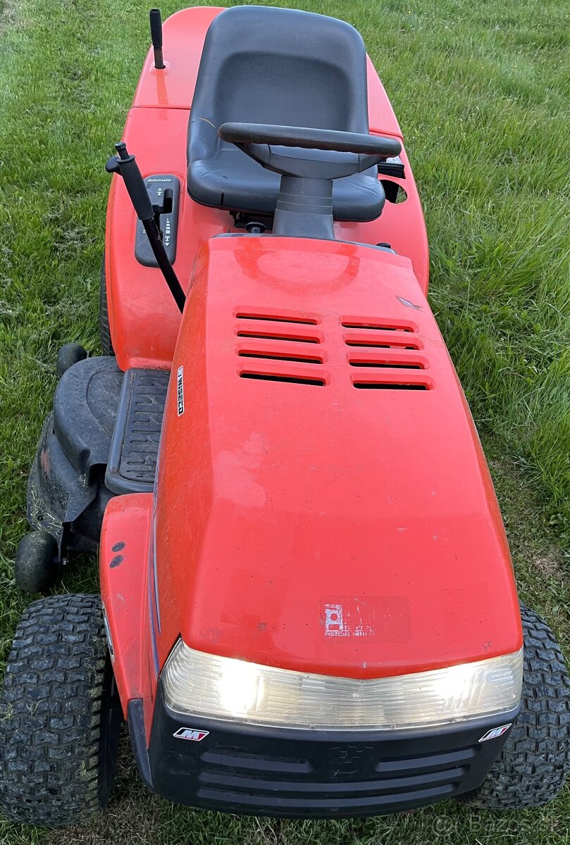 Husqvarna traktorova kosacka