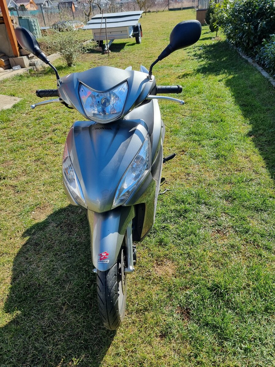Honda vision