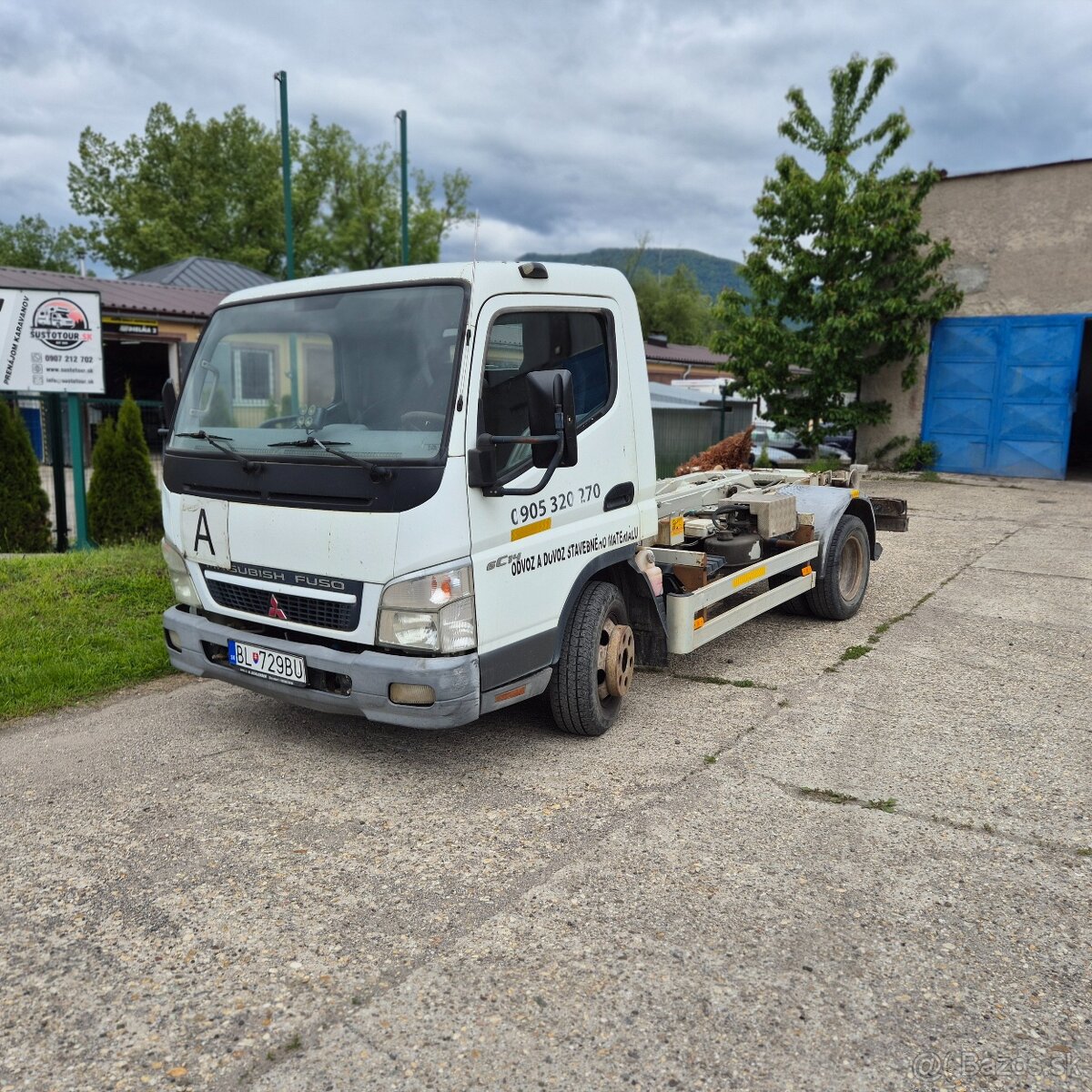Predam Mitsubishi Canter hakovy nosic