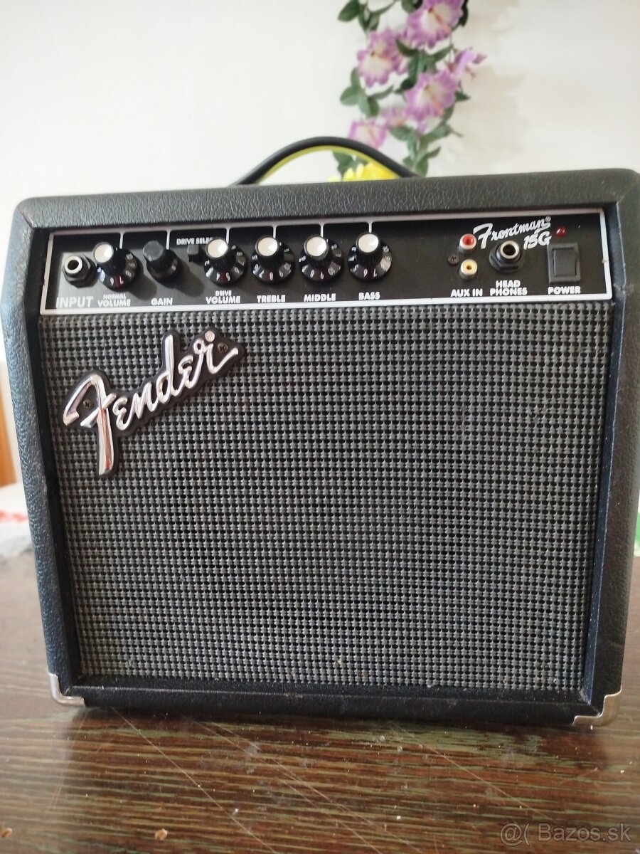 Gitarové kombo Fender 15 frontman