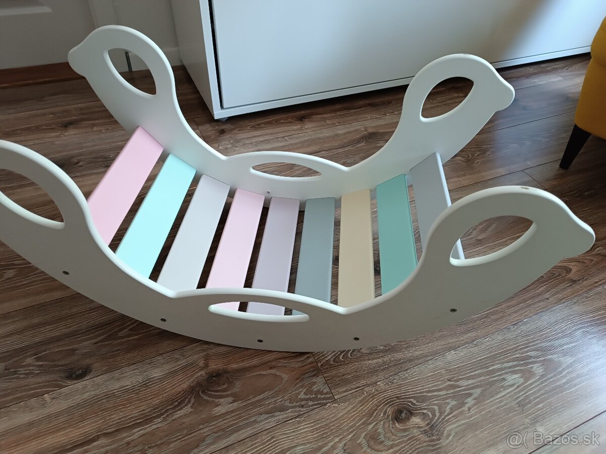 Drevená montessori hojdačka SwingMe