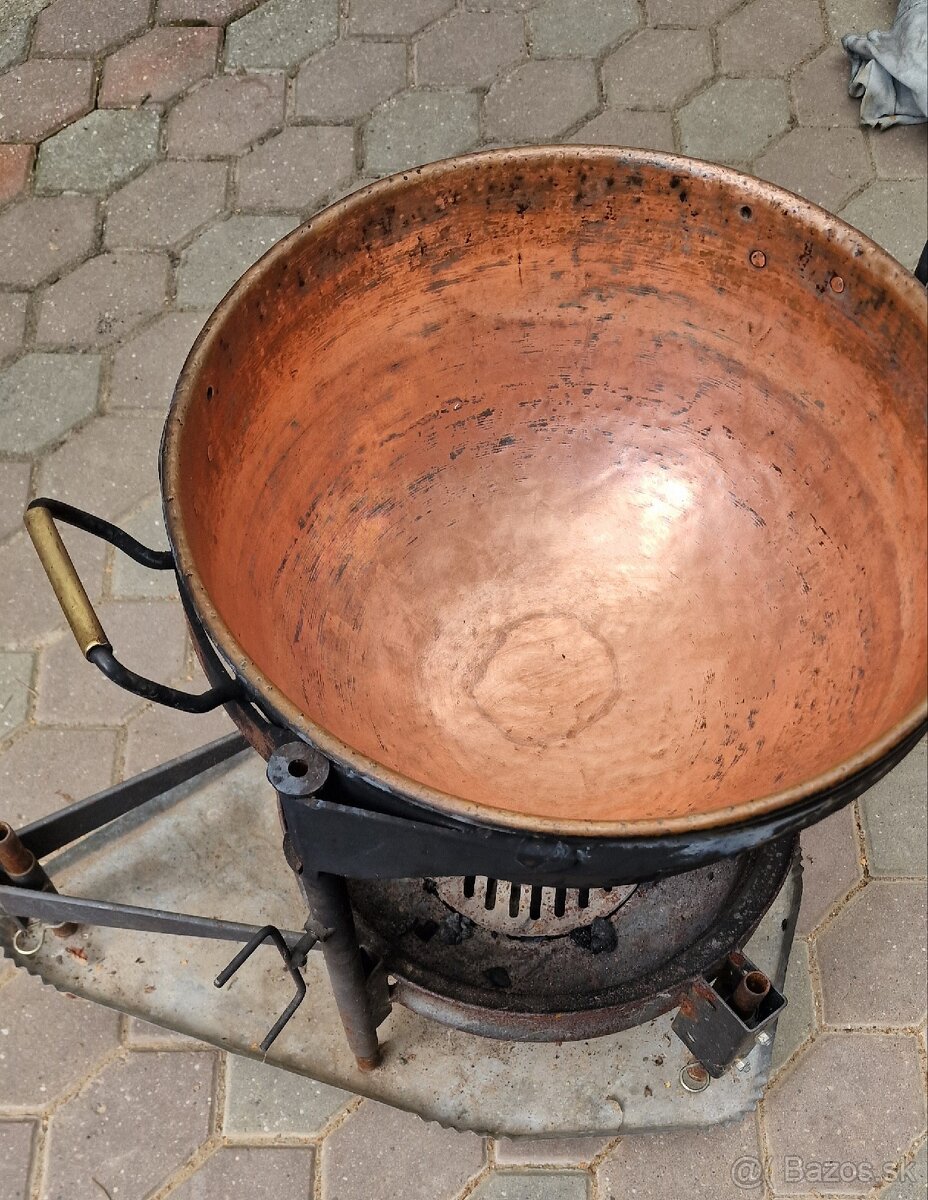 Predam medeny kotlik, ohnisko, gril