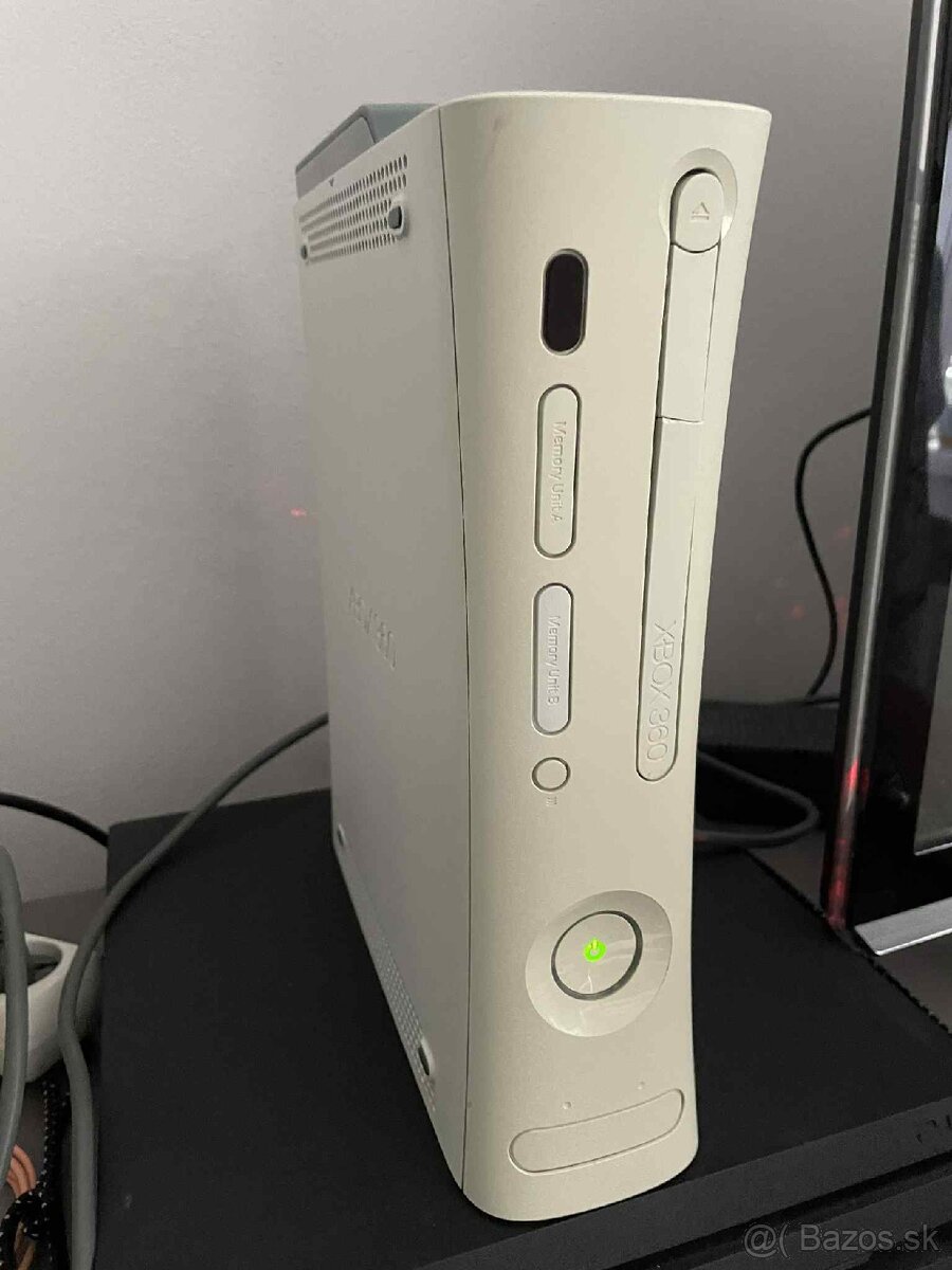 Xbox 360 RGH – 500GB HDD + hry – 60 €