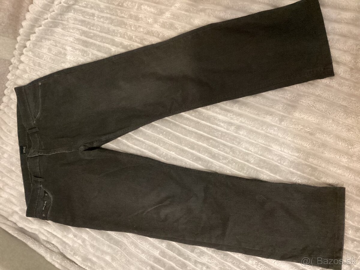 Zaujímavé pánske nohavice