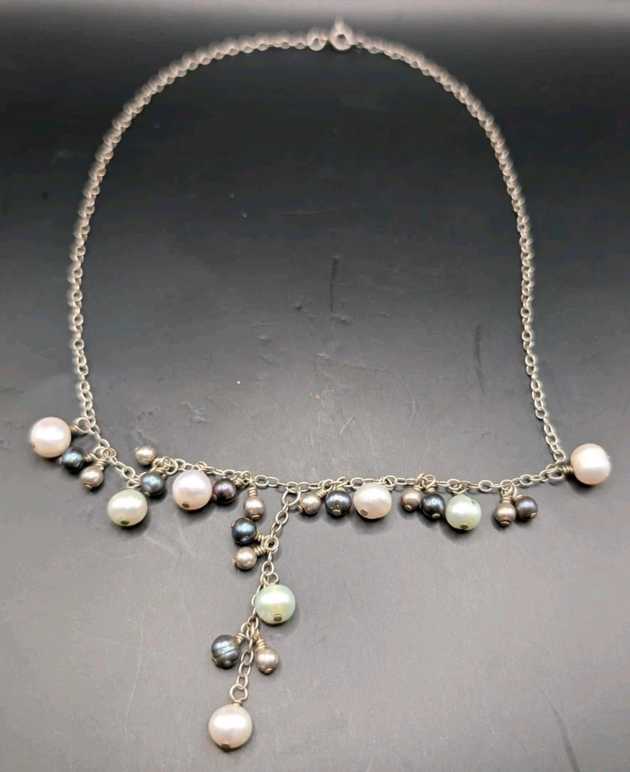 Predam strieborny nahrdelnik s pravymi perlami