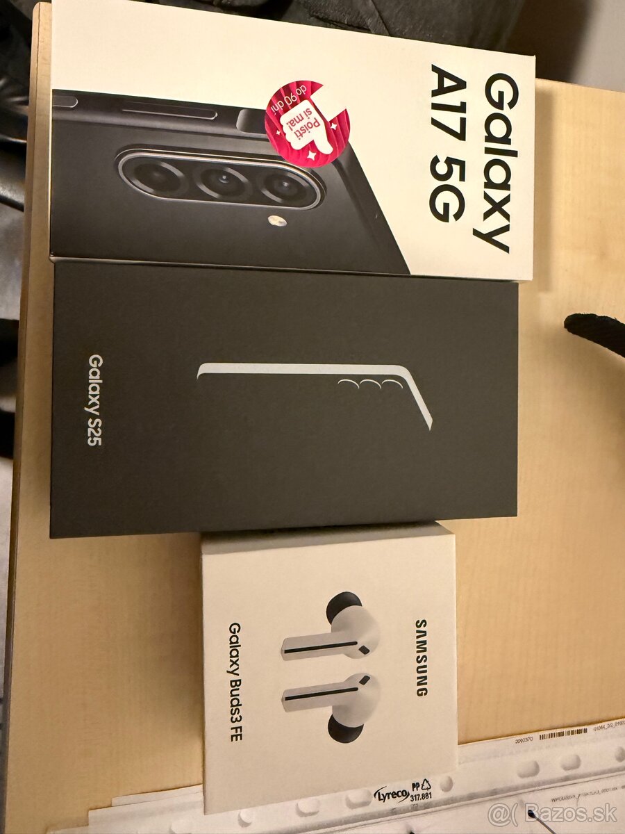 Samsung Galaxy S25 256GB + Galaxy A17 5G + Buds3 FE NOVÉ