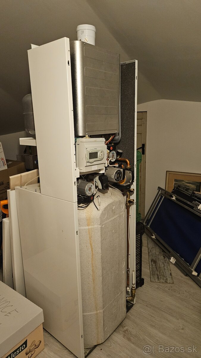 Plynový kotol so solárkom.