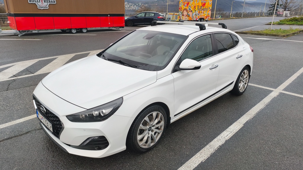 Hyundai i30 Fastback, Style, 103kw Manuál