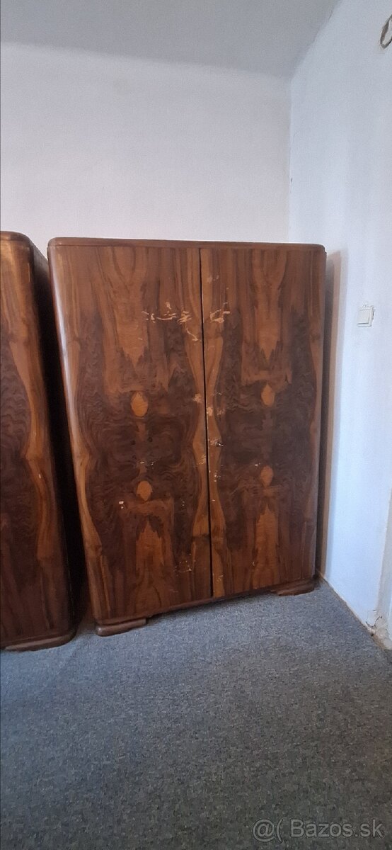 Predám starý nabytok