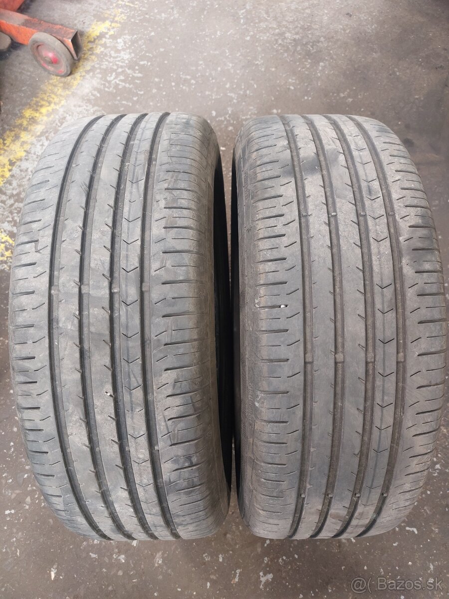 Predam pneu 225/60 R17