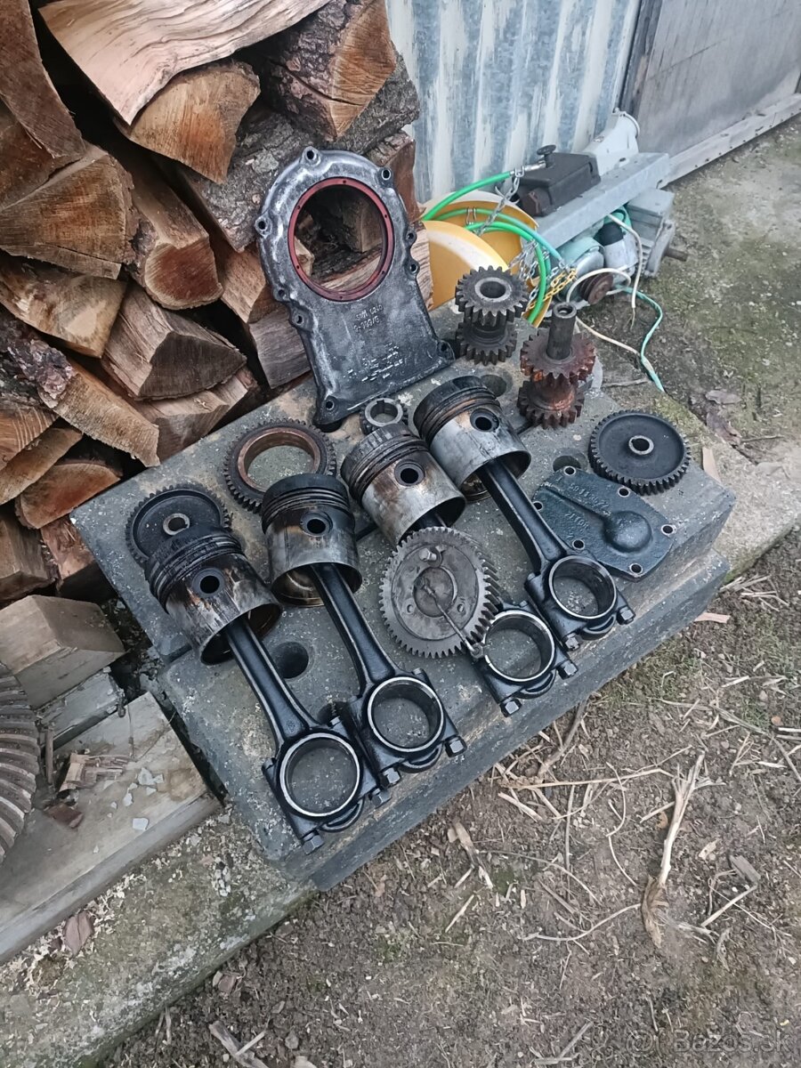 Zetor piesty na motor