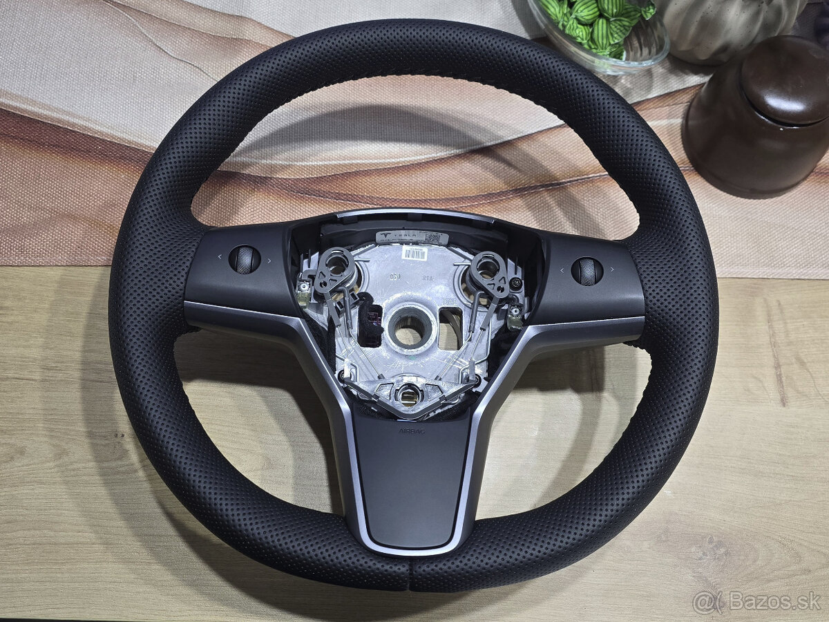 volant TESLA model 3 , Tesla model Y ŠPECIAL