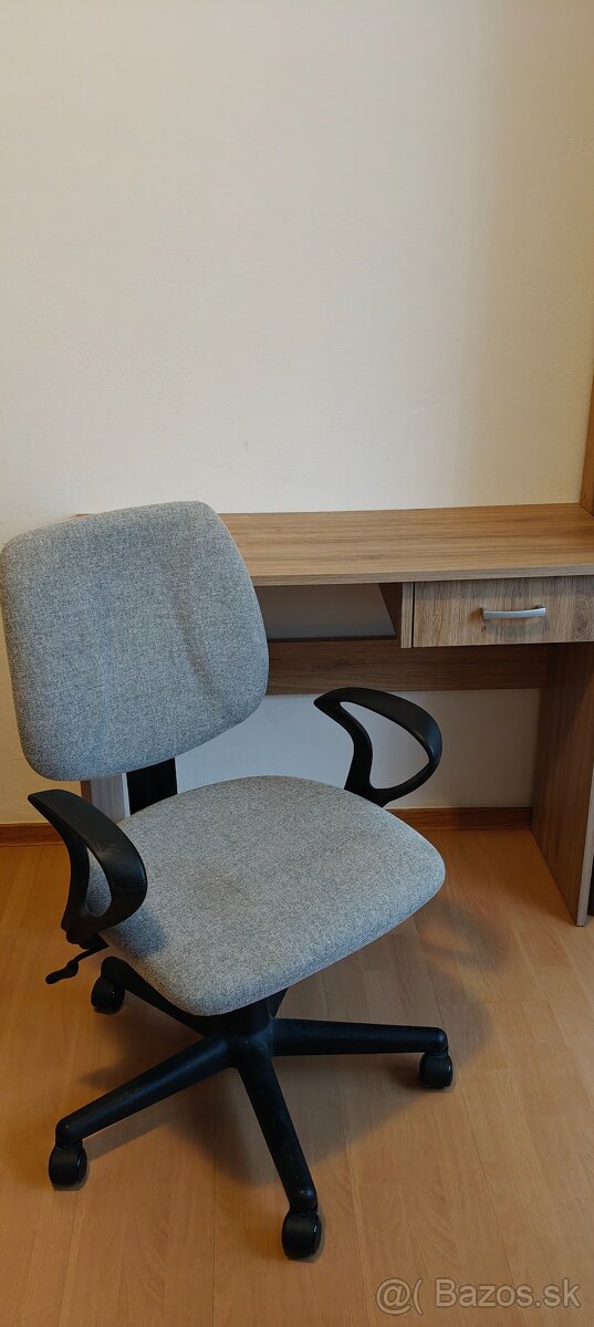 Predám stolík + stoličku