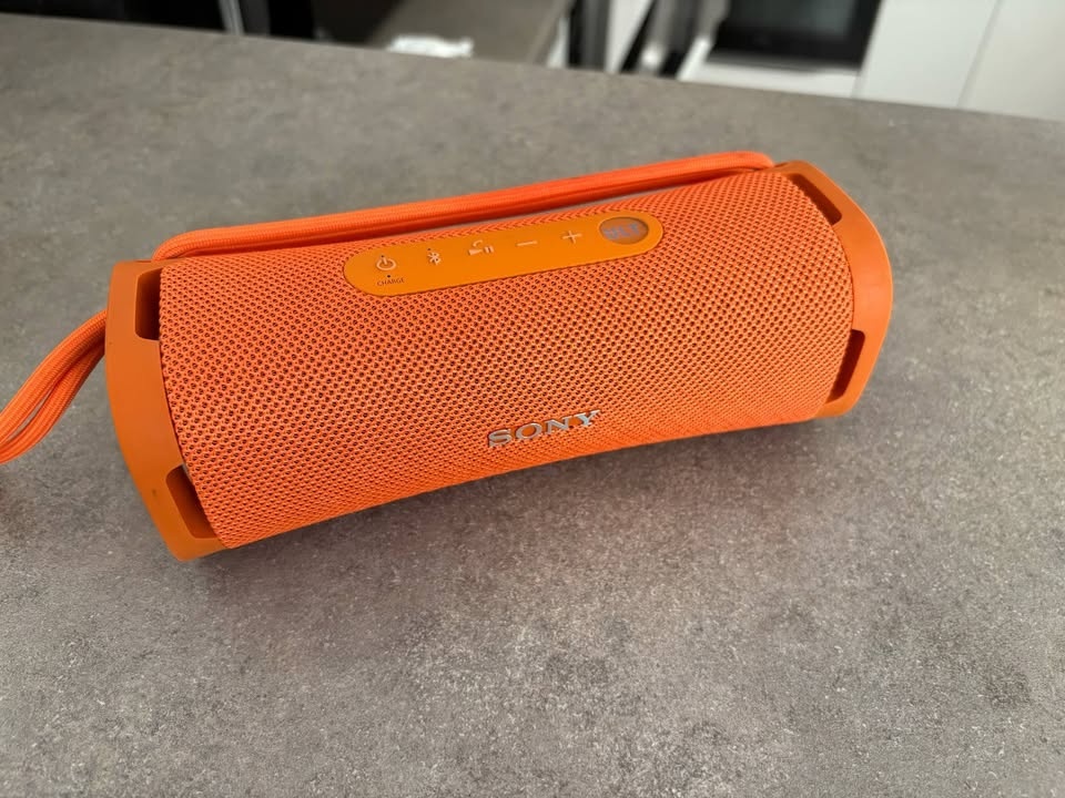 Sony ULT FIELD 1 oranžová