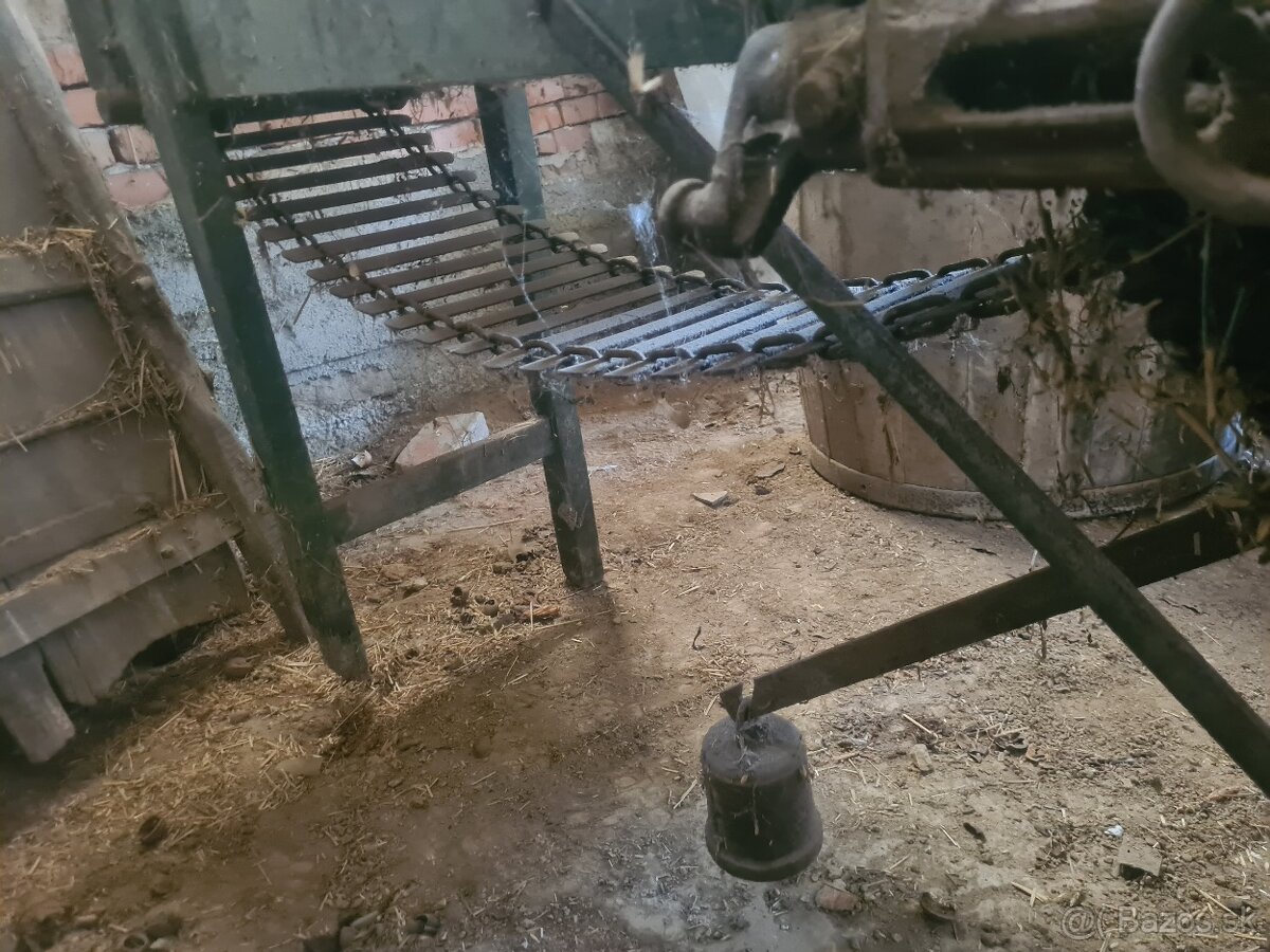 Rezačka na trávu, kukuricu