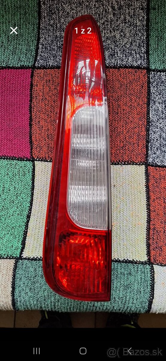 Zadné ľavé svetlo Ford cmax 2010