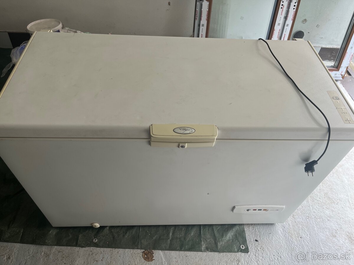 Predám plne funkčnú mrazničku Whirlpool 252L , A+