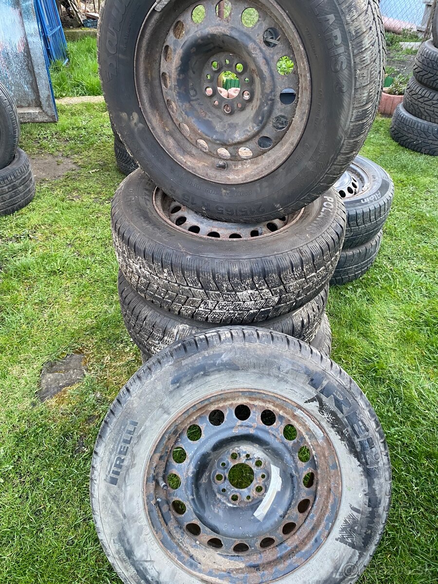Kolesa 215/65 R15