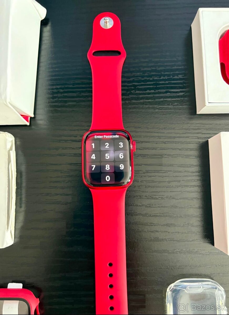 Apple Watch 8 41mm RED