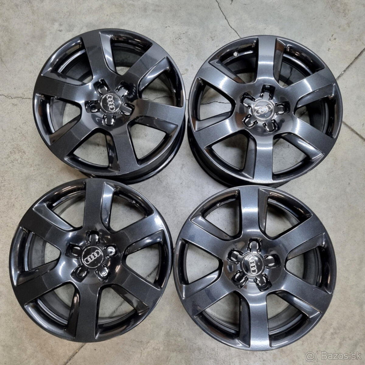 Hliníkové disky 5x112 R17 8J ET30