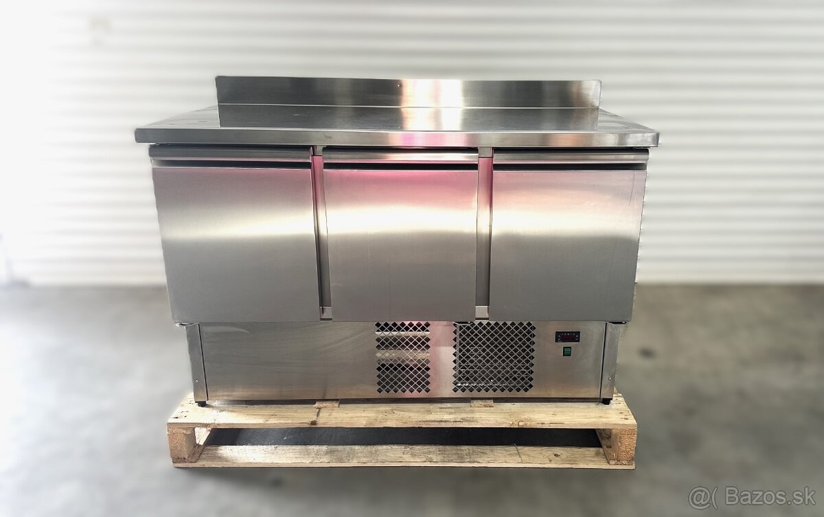 Profesionálny chladiaci stôl – 3 dverový