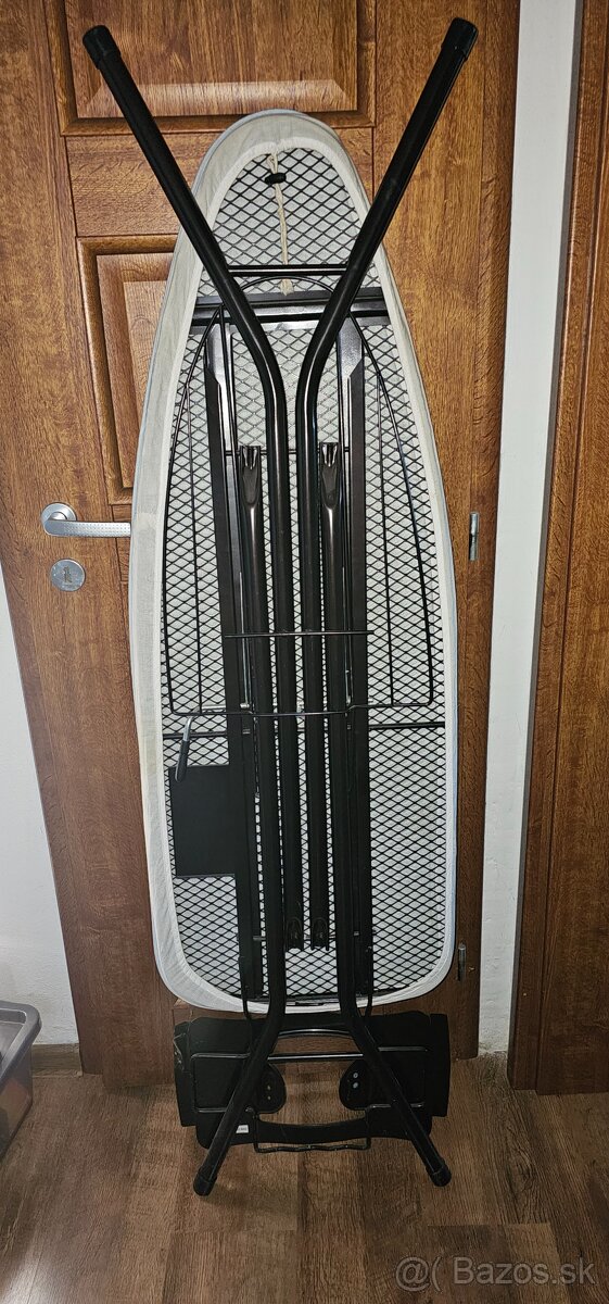 Veľká žehliaca doska