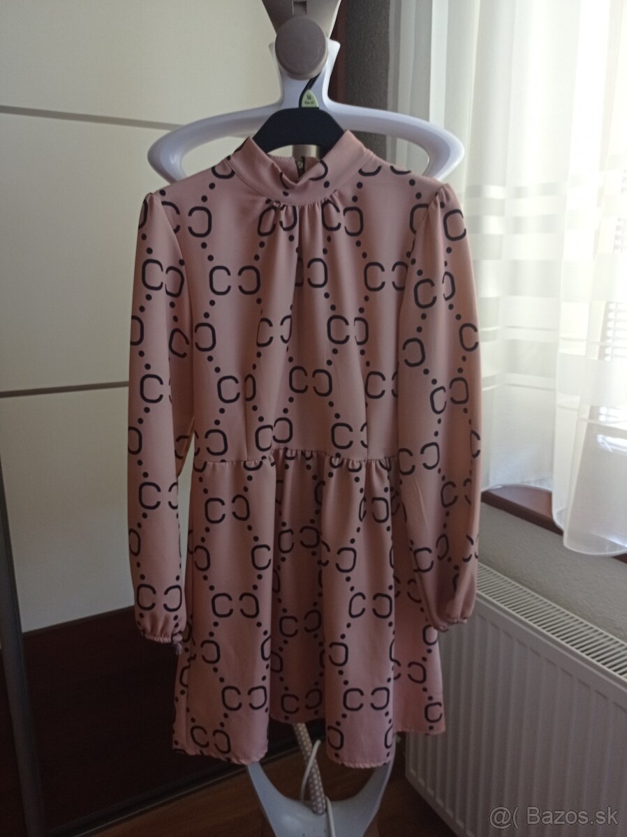 Krásne šaty, veľkosť S