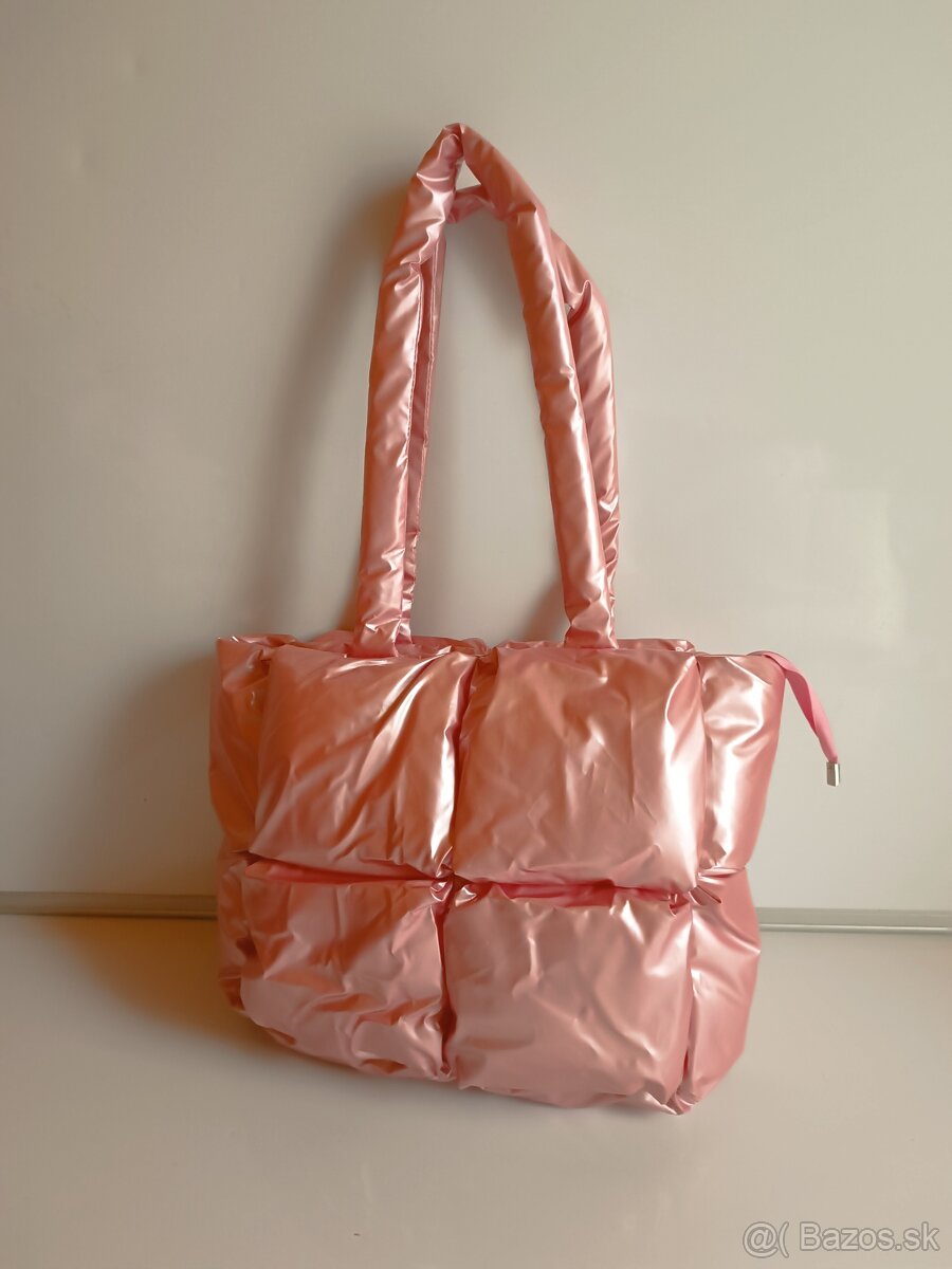 Kabelka ružová
