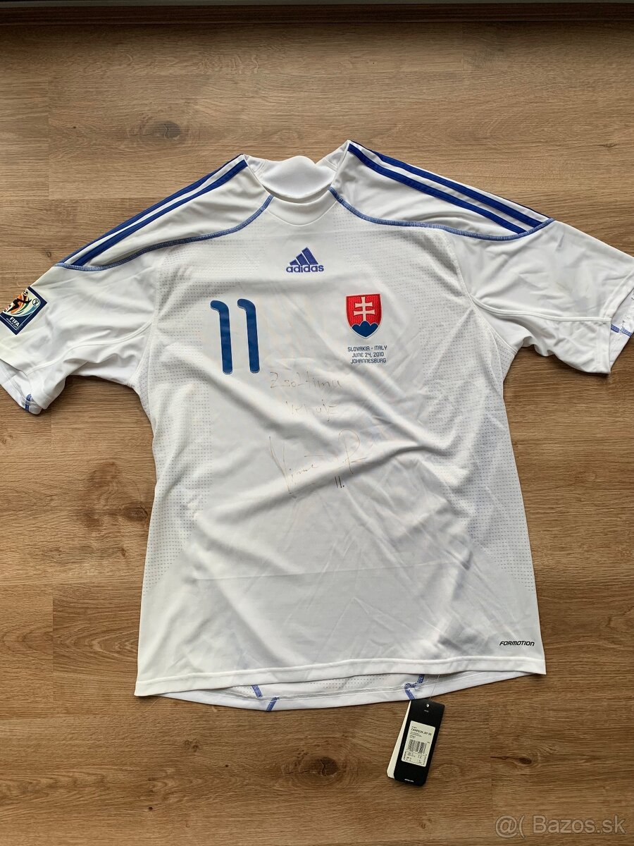 Adidas futbalový dres s podpisom R. Vitteka