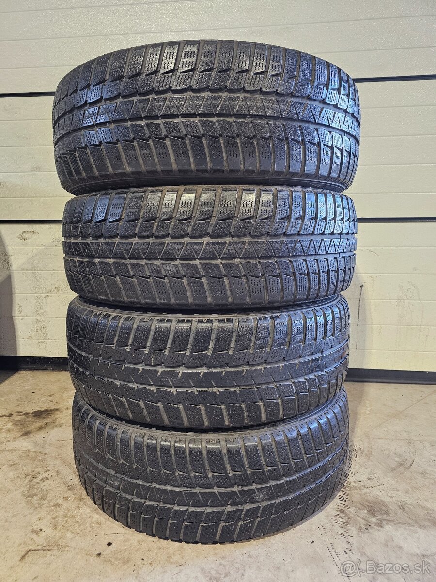 Zimné Pneu Falken 225/55 R19