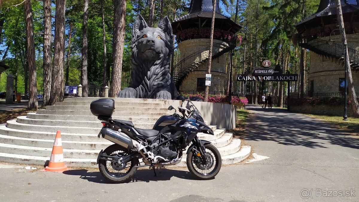 Benelli trk 502x