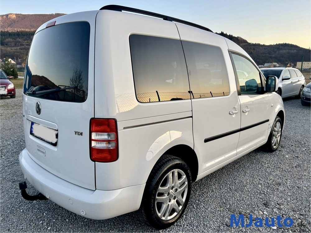Volkswagen Caddy 1.6 tdi DSG, NAVI možný úver/leasing