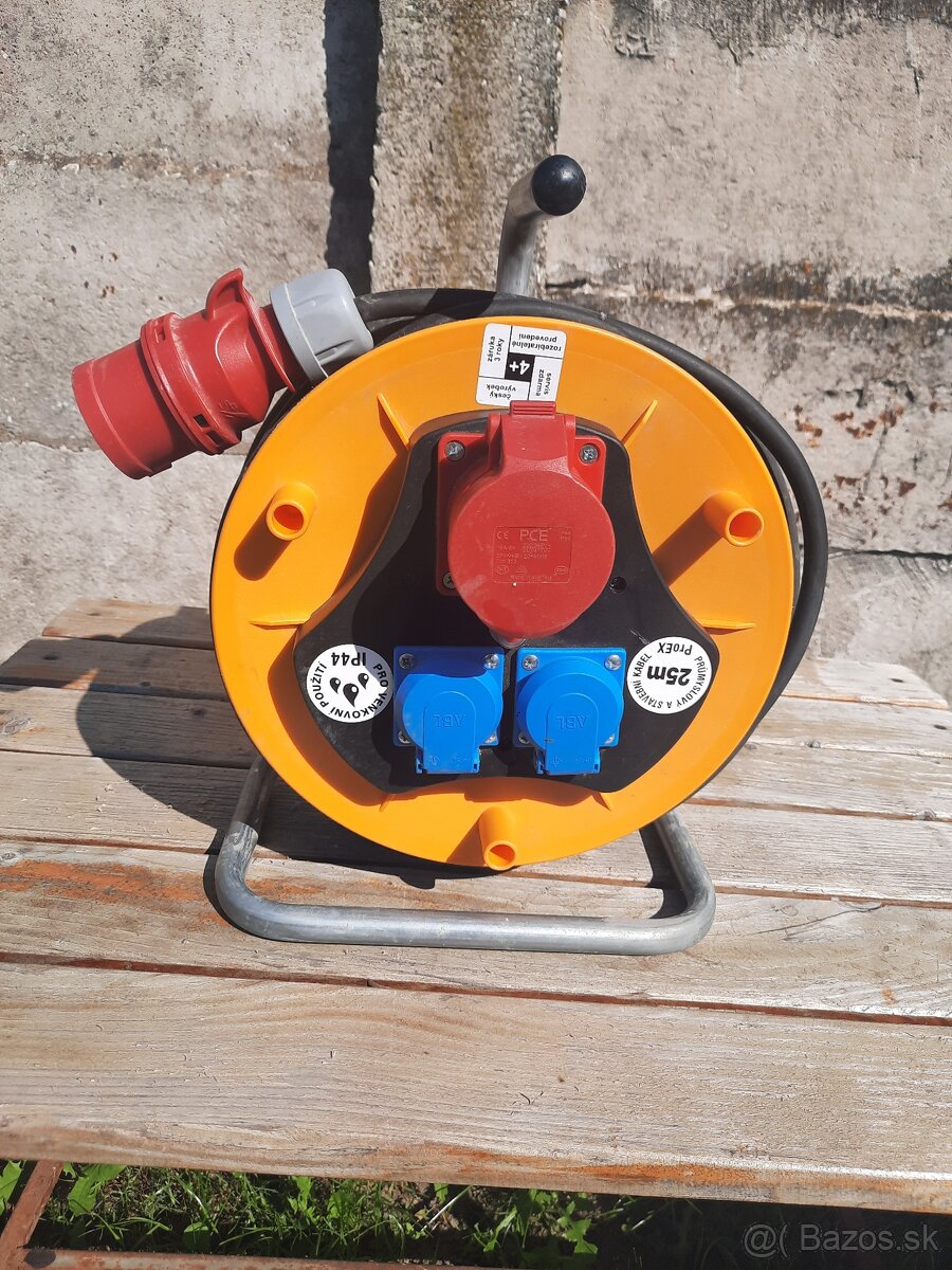 Predlžovací kábel s bubnom Munos Profi 400V 25 m