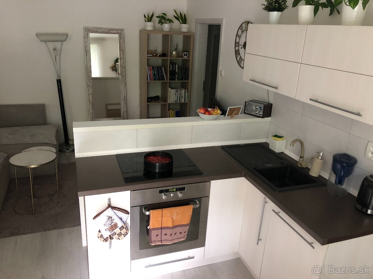3-izbový byt centrum – zrekonštruovaný, ihneď voľný