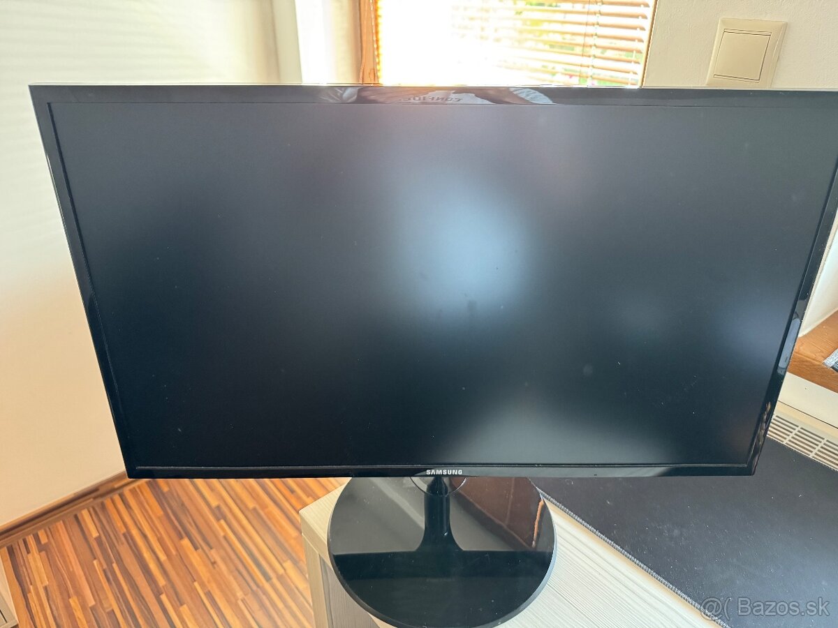 Samsung Monitor 27 ’