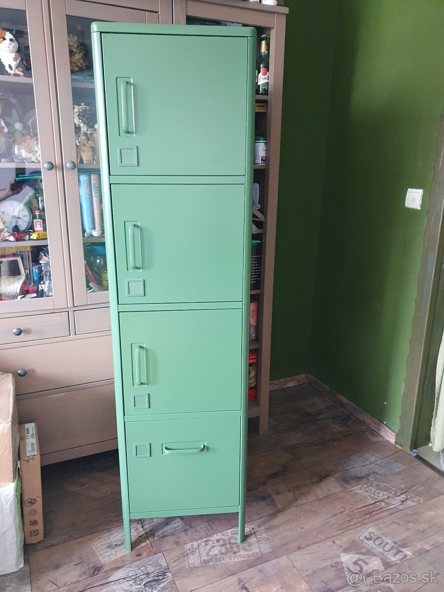 IKEA skriňa Idasen