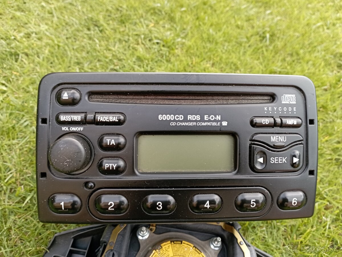 predam autoradio Ford 6000CD s kodom