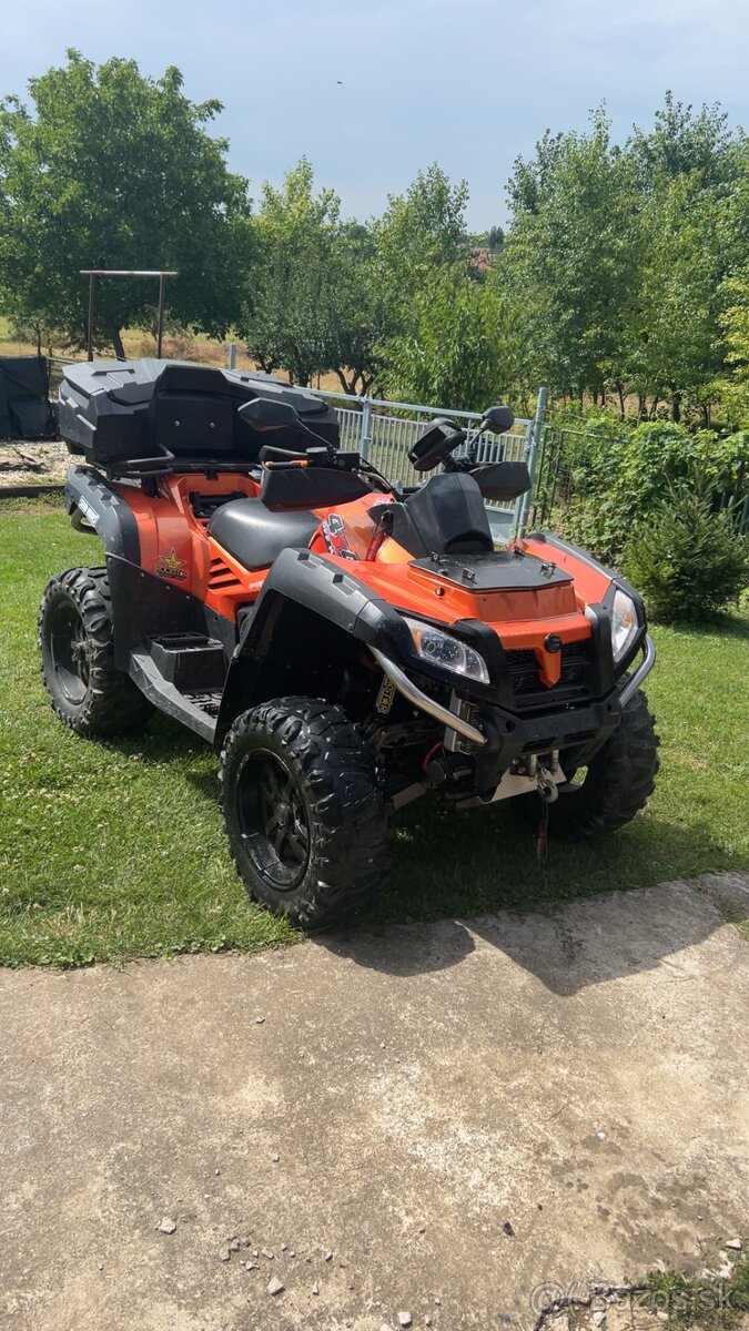 Cf moto x8 800