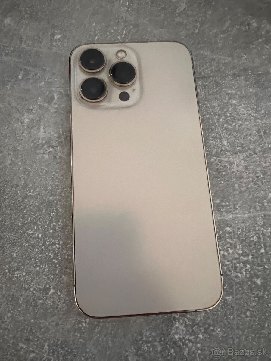 Predám iPhone 13pro 128gb