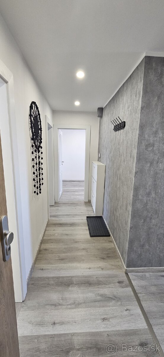 Vymenim 3i byt na Vajanskeho za 1i (PN), pripadne 2i.