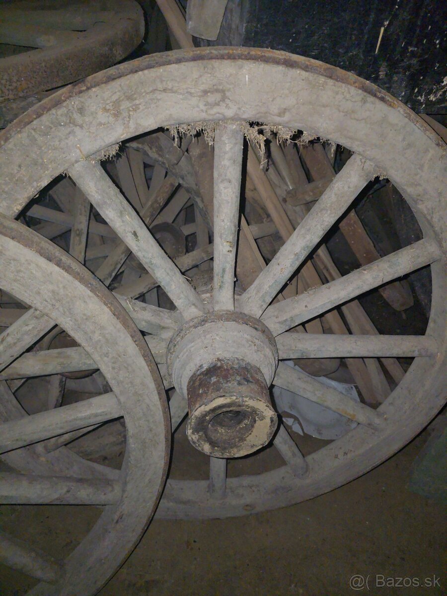 Staré kolesá  Rebrináky