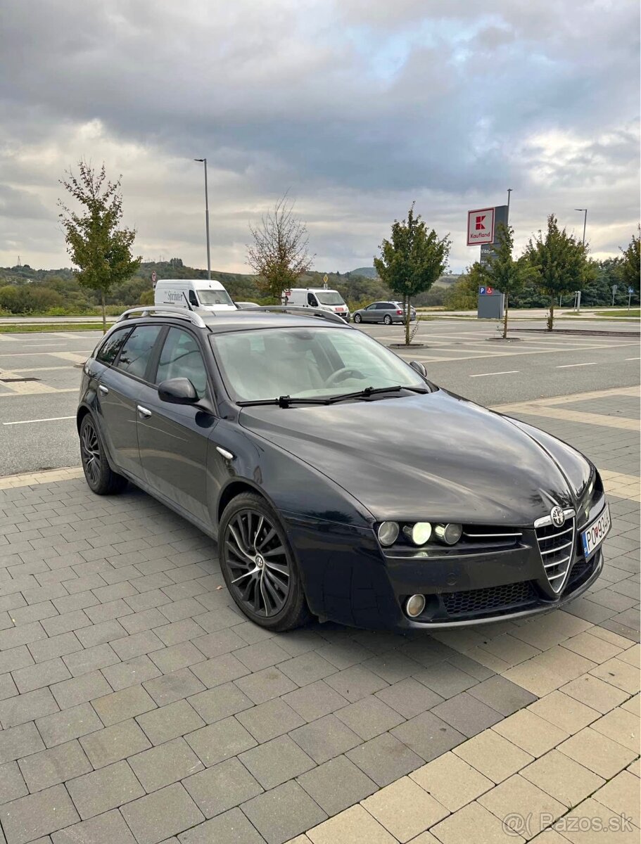 Alfa Romeo 159