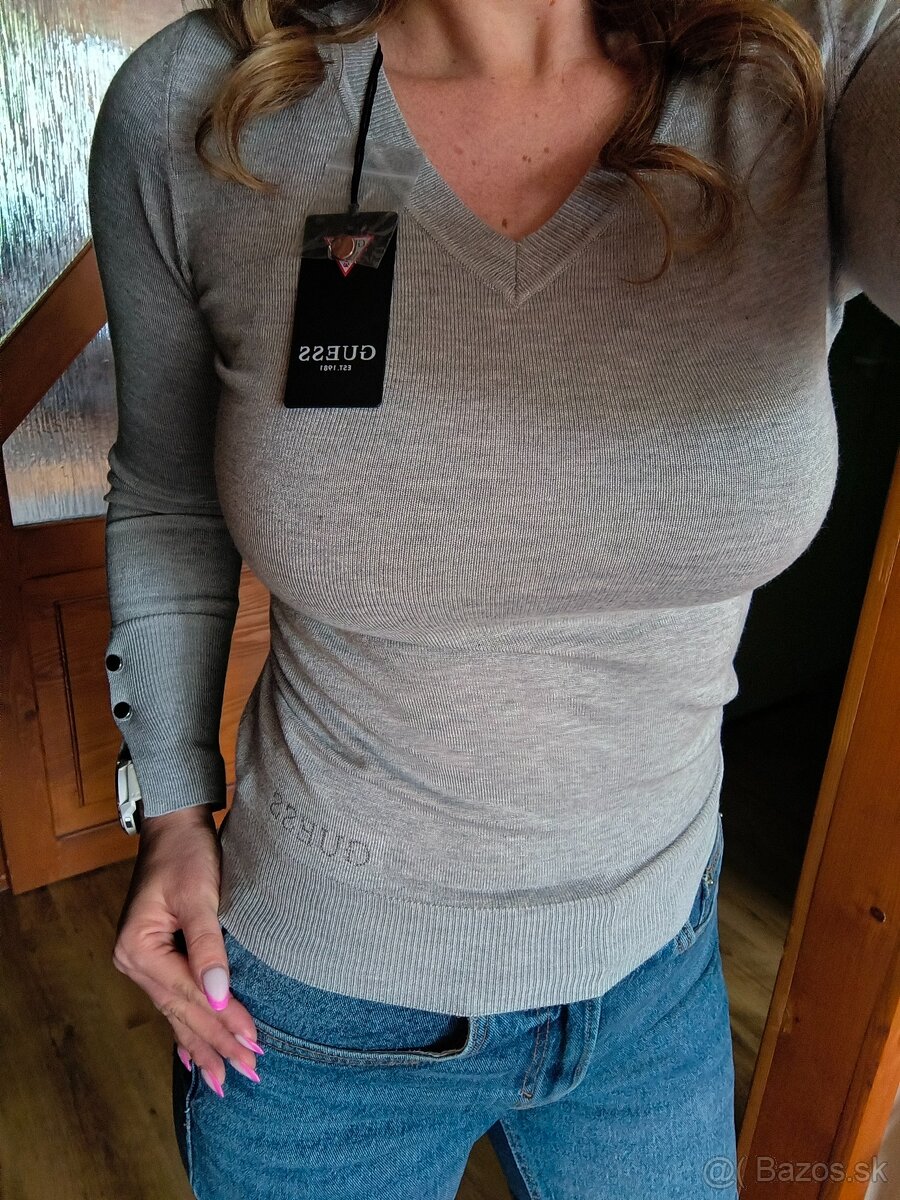 Dámsky pulóver Guess  veľ. XS + darčeková taška Guess