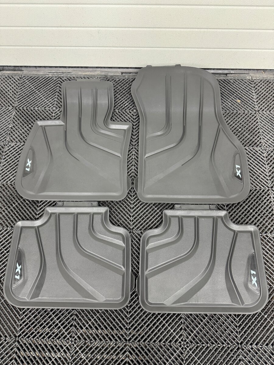 Originál gumenné rohože BMW X1 F48